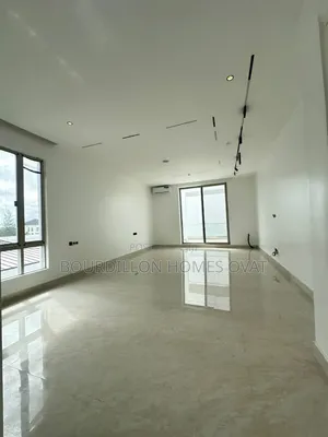 6-Bedroom Smart Home Duplex da Elevator a Banana Island, Ikoyi