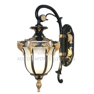 d.light Caste Wall Bracket Light - Brand New