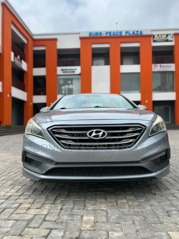 2016 Hyundai Sonata Sport 2.0T Sedan FWD - Gray - 1