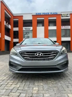 2016 Hyundai Sonata Sport 2.0T Sedan FWD - Gray