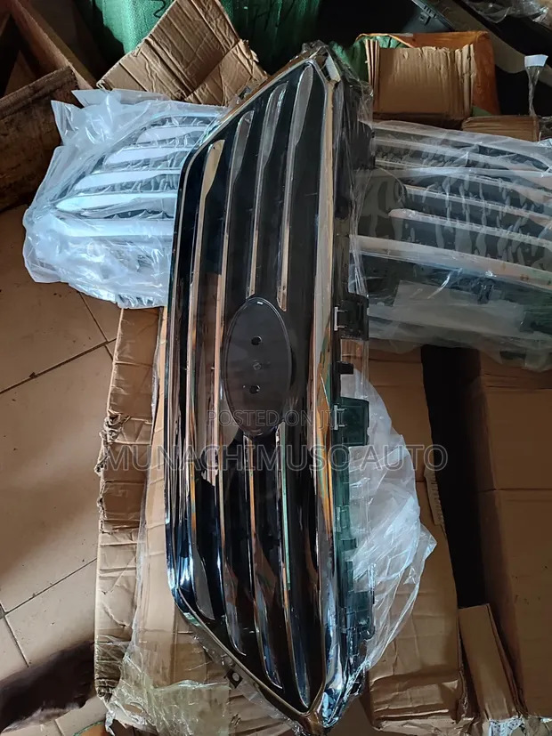 Brand New Hyundai Sonata 2012 Front Grill - 1