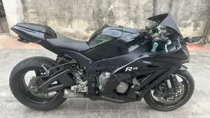 Kawasaki Ninja ZX-10R 2015 Baki