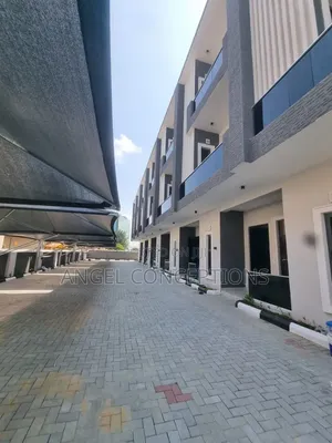 Gidan Terrace 4 Bedroom Don Hayarwa a Oniru, Victoria Island