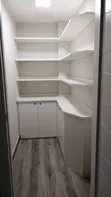 Johnson's Interior LTD: Kitchen & Store Shelving - 4
