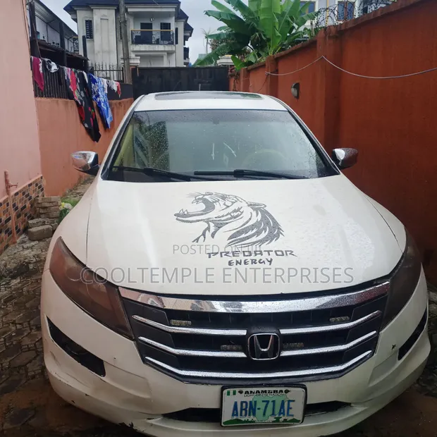 Honda Crosstour 2010 3.5 FWD SUV - 1
