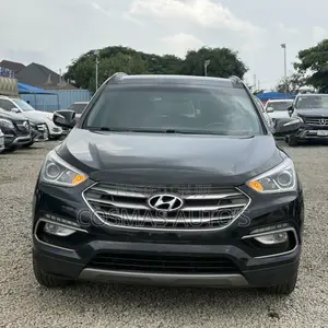 2017 Hyundai Santa Fe SE Ultimate FWD Black