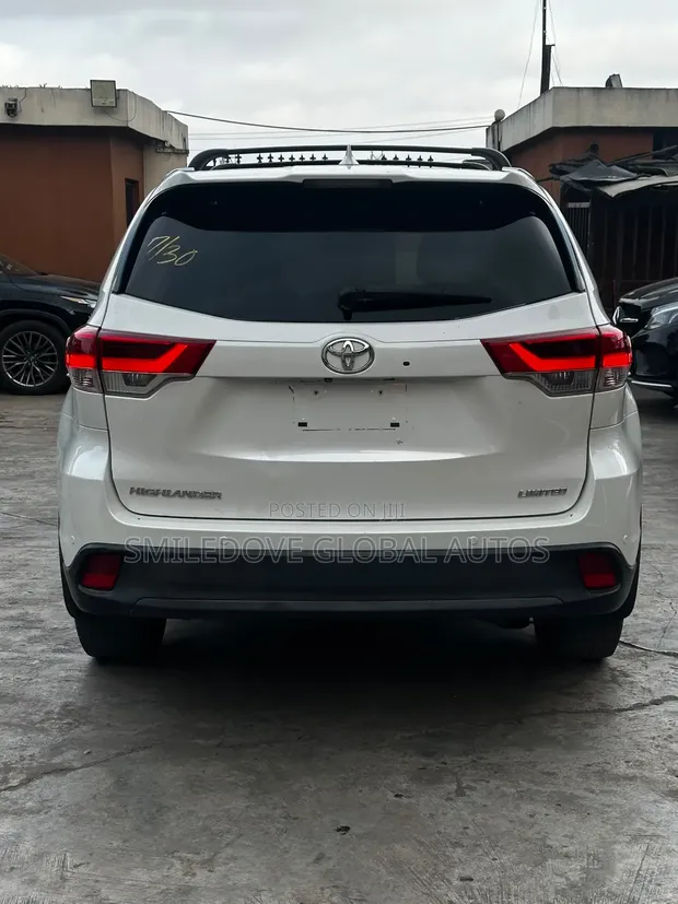 2016 Toyota Highlander Limited Platinum V6 4x4 - 1