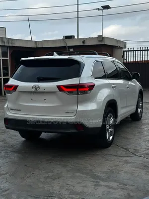 2016 Toyota Highlander Limited Platinum V6 4x4
