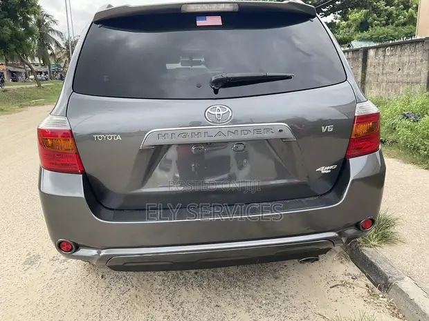 2008 Toyota Highlander Sport - 1
