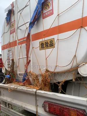 Sabon CNHTC Howo Fuel Tanker Truck