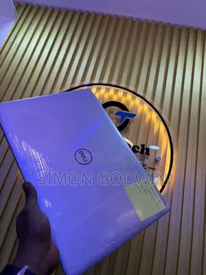 Dell Inspiron 15 3451 Laptop - 4GB RAM, 320GB HDD+SSD