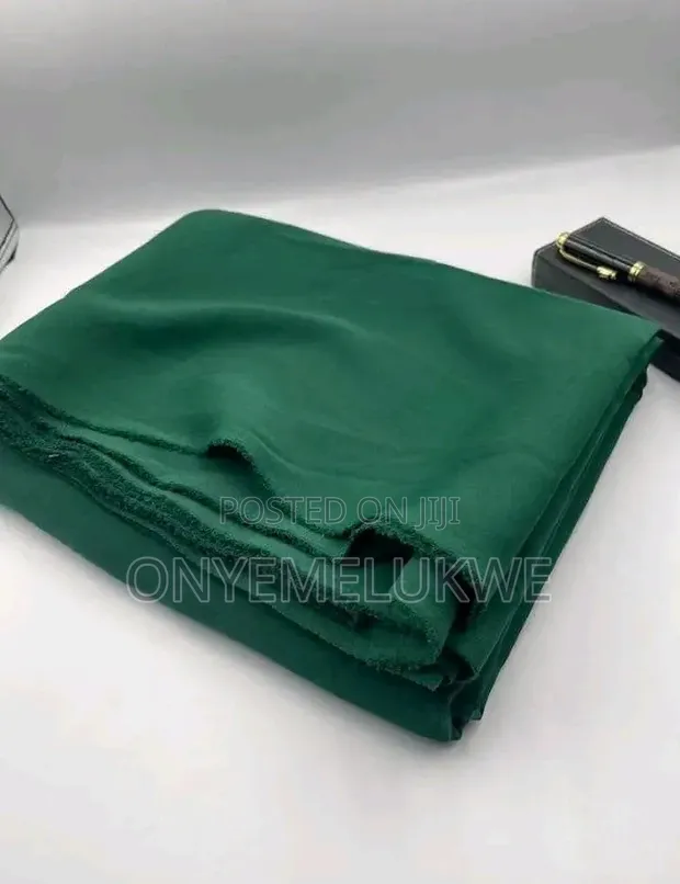 De Elite Fashion Hub: Jonkoso, Stock, Virgin Wool Fabrics - 1