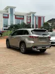 2014 Toyota Highlander LE Gold SUV - 4