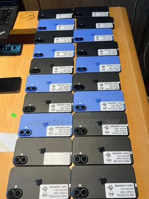 New Apple iPhone 16 128GB Green