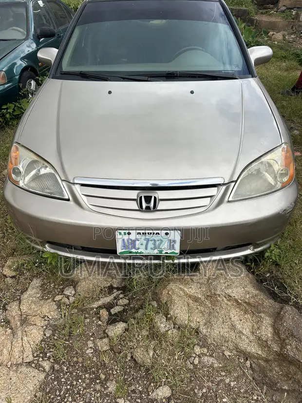 Honda Civic 2005 Gold - 1