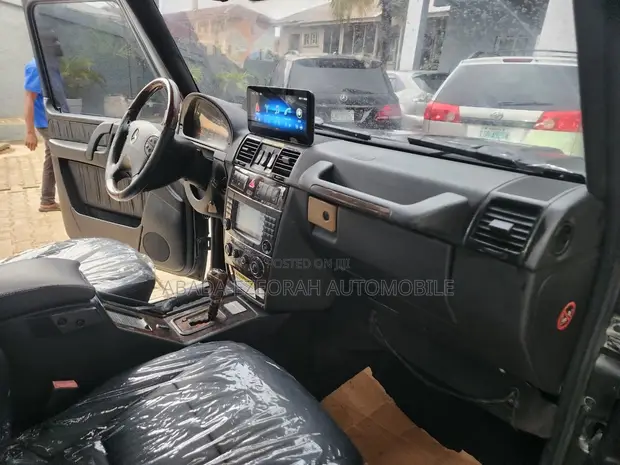 Mercedes-Benz G-Class G 550 AWD 2010 - 1