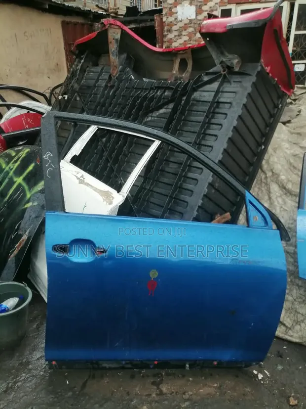 Toyota Highlander Front Door (2012) - 1