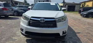 2016 Toyota Highlander XLE V6 4x4 SUV