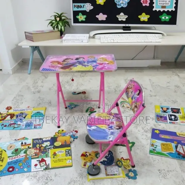 Baby Trend Reading Table and Chair Set - Brand New - 1