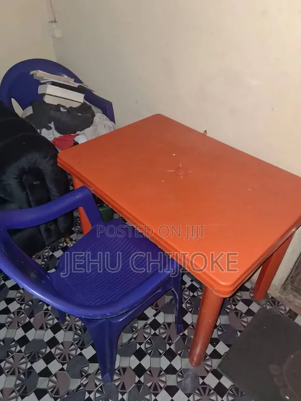 Durable Plastic Reading Table and Chairs (Used) - 1
