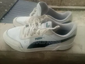 Authentic Puma Men's Casual Sneakers - Size 43