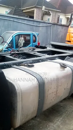 Howo Tractor Unit - 430HP Diesel