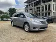 Toyota Sienna 2015 Silver - 2