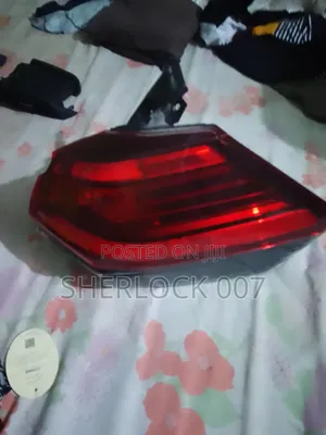 Nissan Rogue 2017 Tail Light (Left Boot Side)