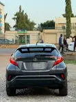 Toyota C-HR 2019 Gray - 3