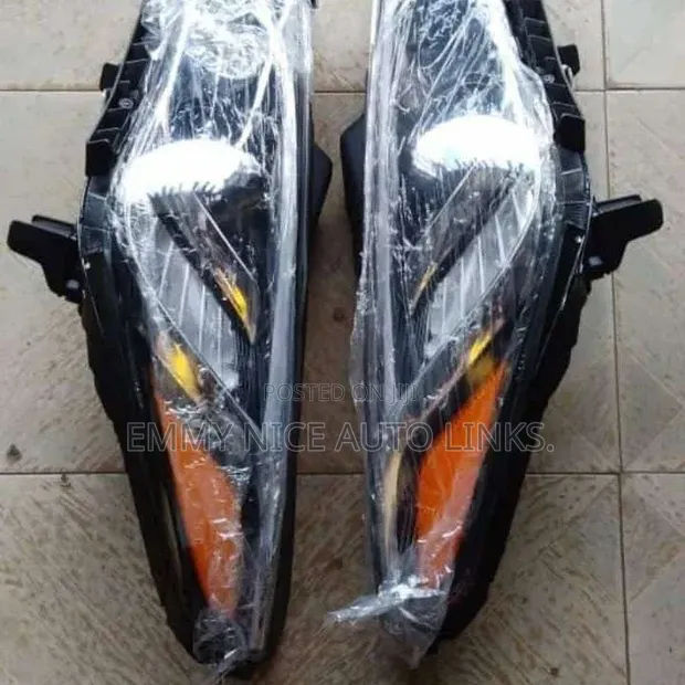 2016 Hyundai Sonata Headlight - 1