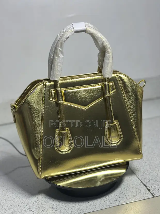 Givenchy Antigona Toy Lock Bag - 1