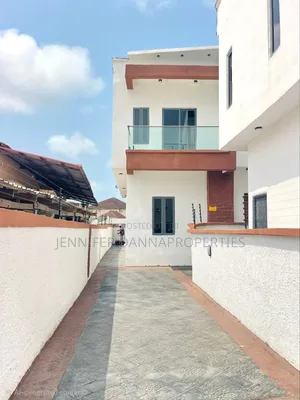 4 Bedroom Semi-Detached Duplex a si sayarwa a Abijo