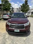 2015 Toyota Highlander XLE AWD SUV - Maroon - 1