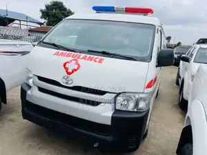 Toyota HiAce Ambulance 2015