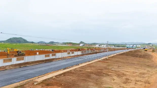 Aiben Hutu Prestige Estate 400sqm Plot - 1