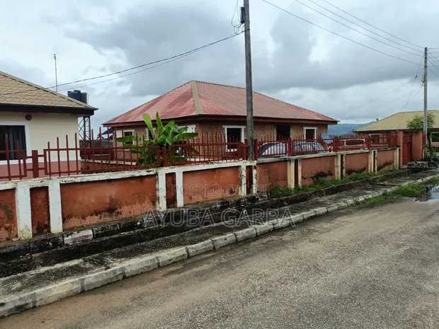 3-Bedroom Bungalow for Sale in Nigerian Air Force, Kuje - 1