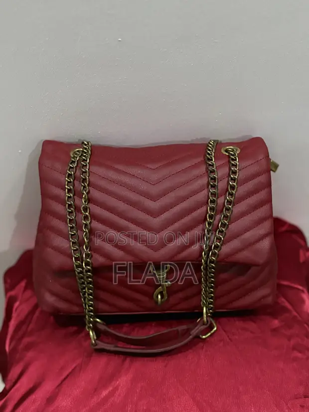 Luxury Maroon Quilted Shoulder Bag with Antique Gold Chain Strap - 1