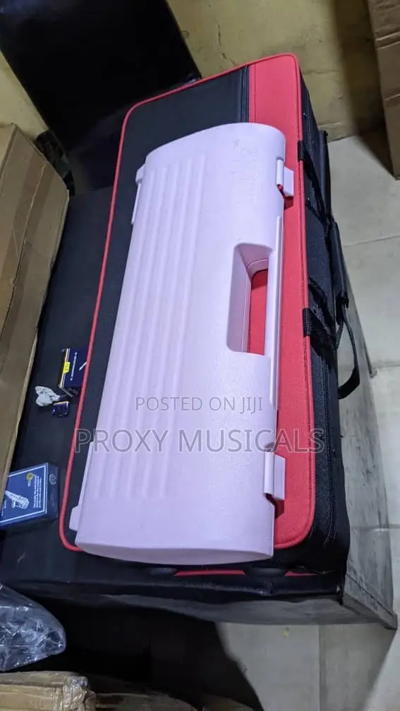 Yamaha 32-Key Professional Melodica (UK Used) - 1