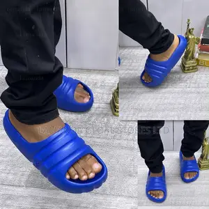 Ribbed Contour Foam Slides - Royal Blue