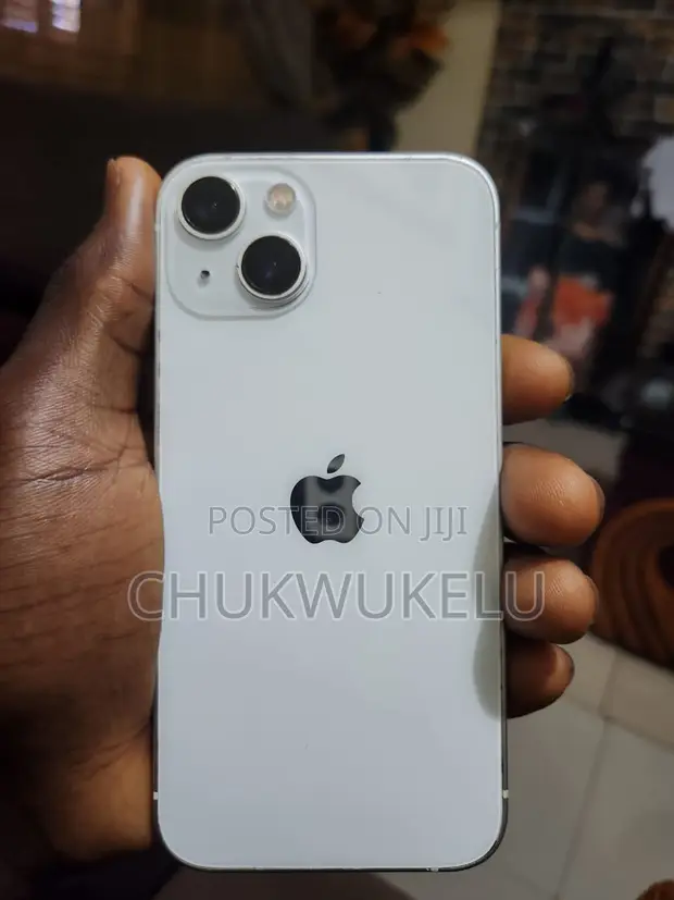 Apple iPhone 13 256GB White - 1