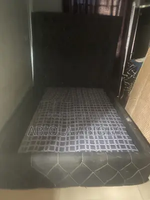 4.5ft Bed Frame - Used