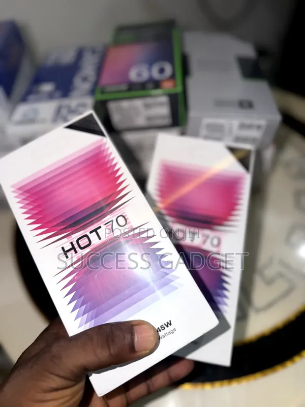 Sabon Infinix Hot 70 256GB Baki - 1