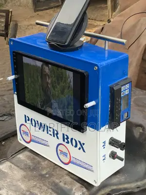Terrific 1000W Solar Generator with Digital Display