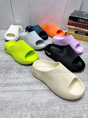 Textured Contour Foam Slides - Assorted Colors