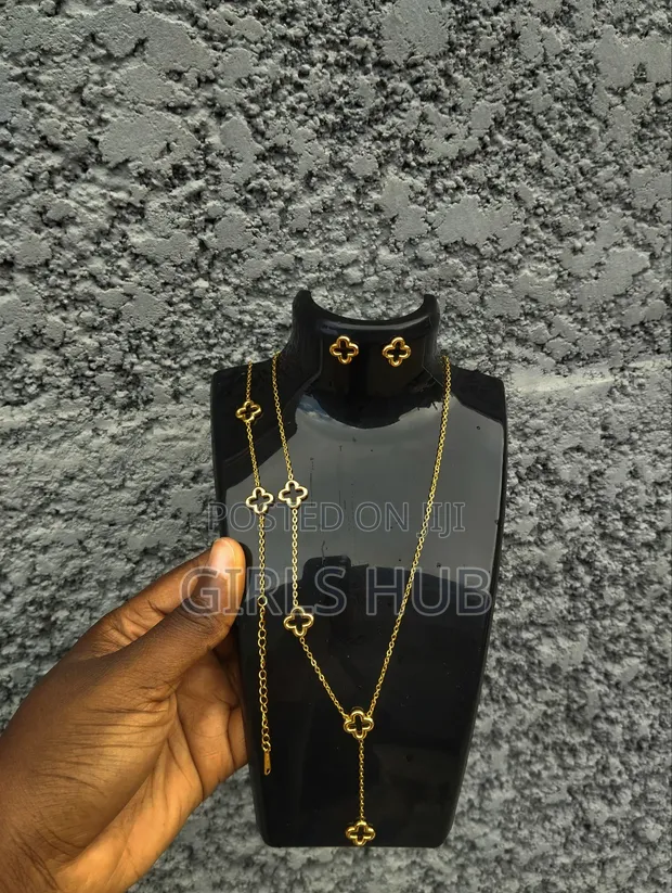 Elegant Gold Necklace Set with Earrings and Bracelet - 1