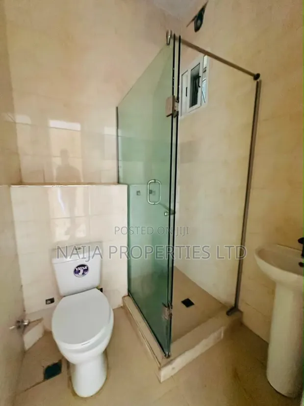 2 Bedroom Apartment for Sale in Ilasan-Ikate, Lekki - 1
