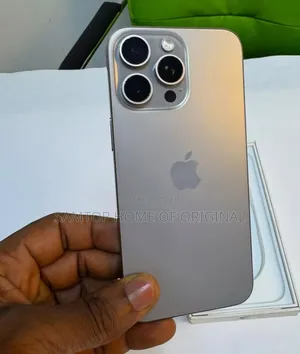 Apple iPhone 15 Pro 256GB Silver (UK Used)