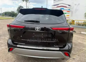Toyota Highlander Platinum AWD 2020