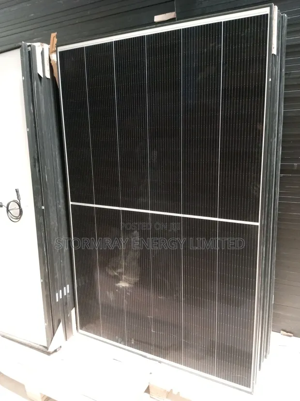 550W Jinko Non-Bifacial Solar Panel - 1
