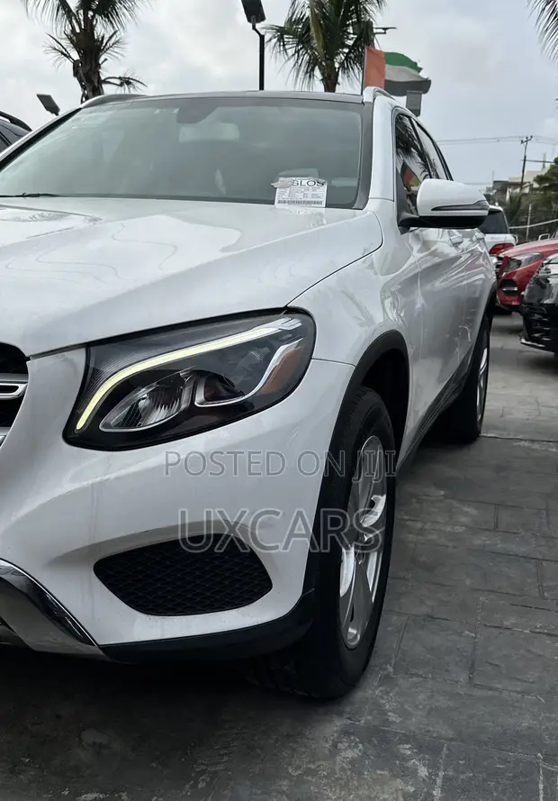 Mercedes-Benz GLC300 4Matic 2017 White - 1